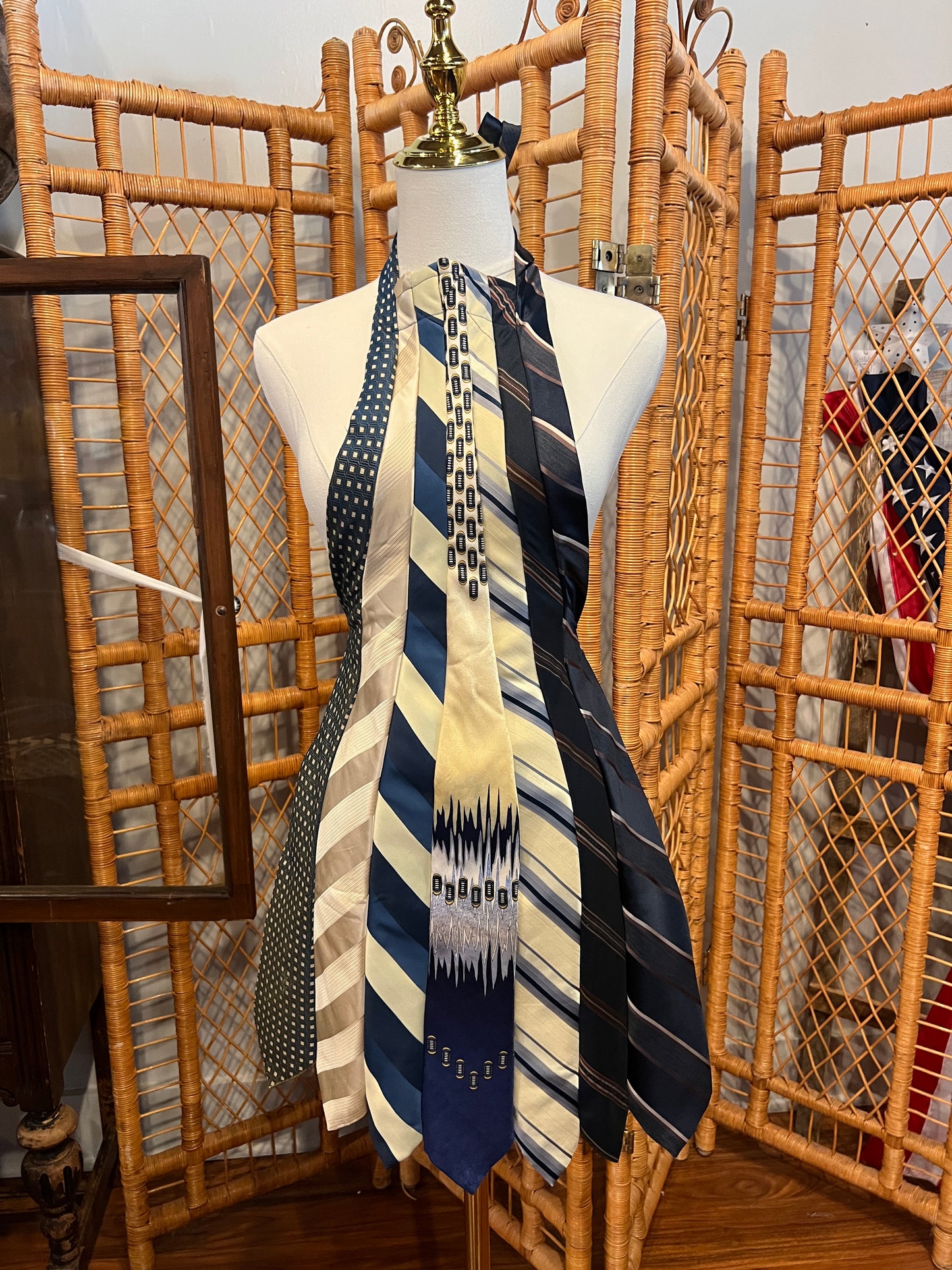 Tie Apron